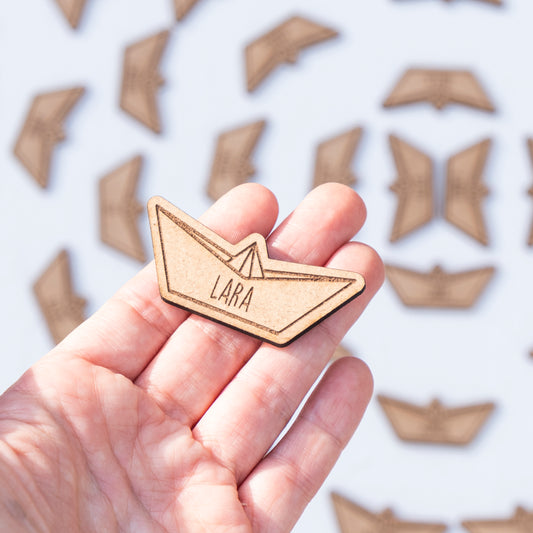 Barco de papel origami con imán